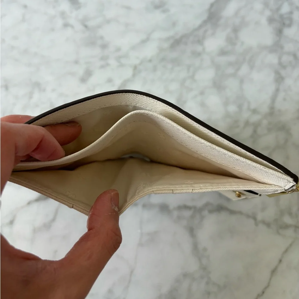 NWOT Tory Burch Robinson mini leather wallet - Picture 3 of 5